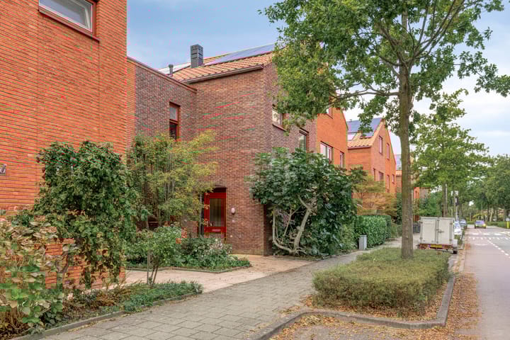 Photo 2 of Churchilllaan 16