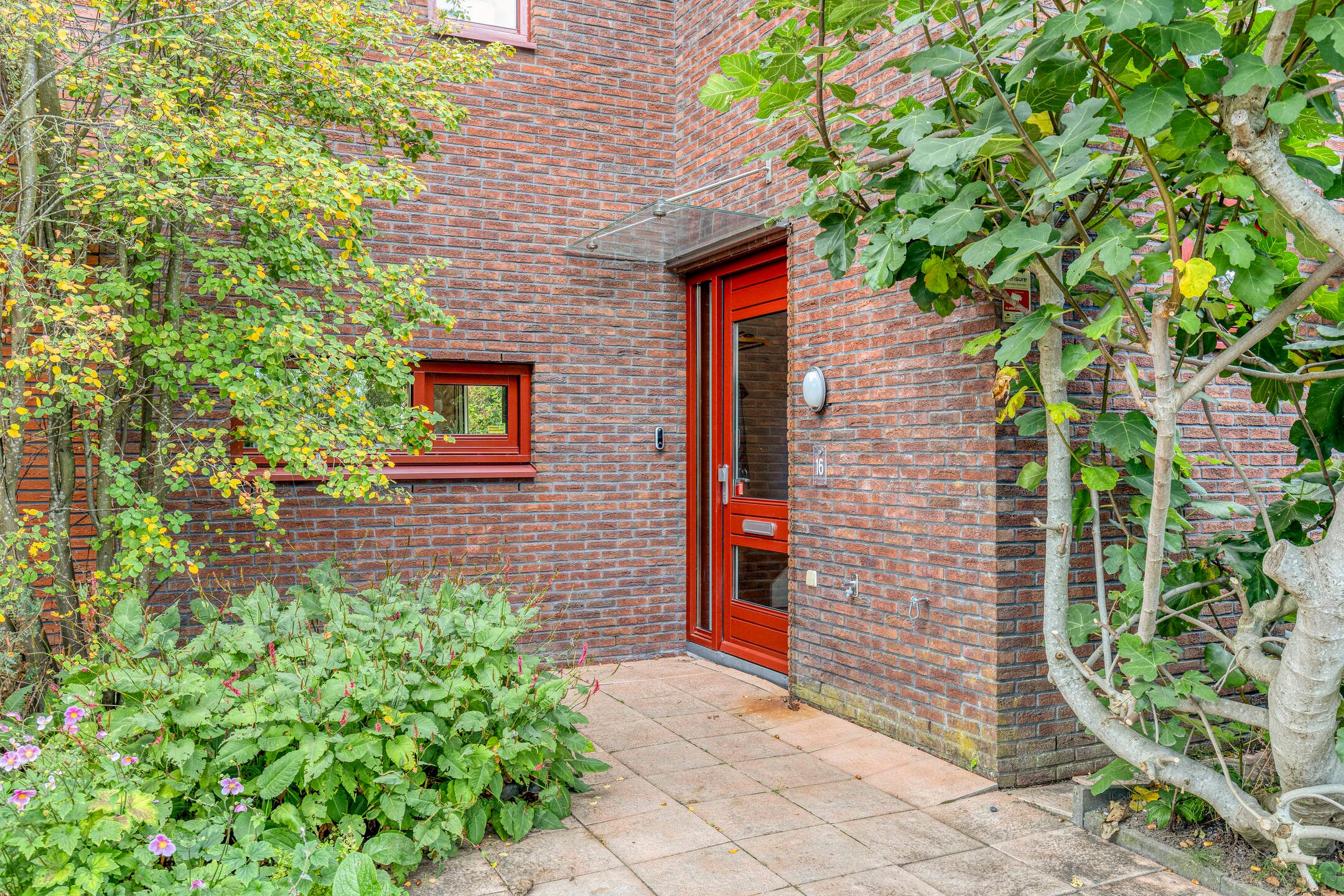 Photo 3 of Churchilllaan 16