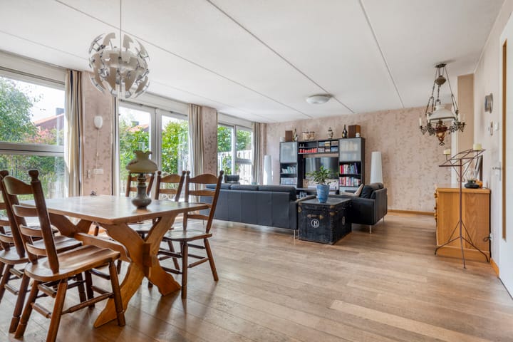 Photo 4 of Churchilllaan 16