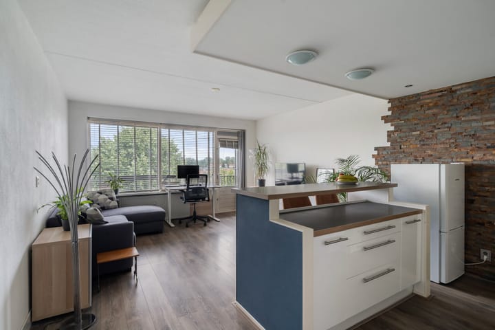 Foto 12 van Hugo de Grootplein 48