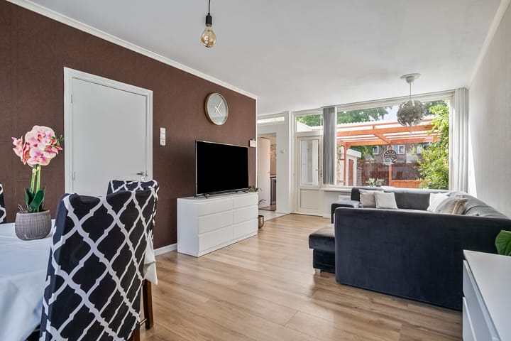 Foto 2 van Van Goghstraat 43