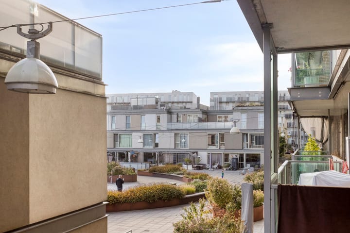 Photo 28 of Willem Augustinstraat 130