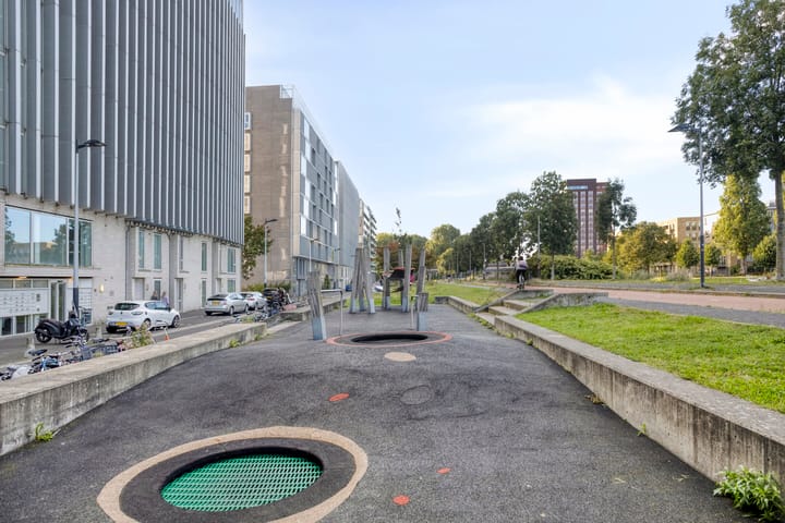 Photo 45 of Willem Augustinstraat 130