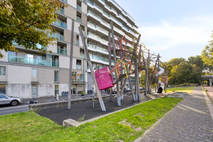 Photo 46 of Willem Augustinstraat 130