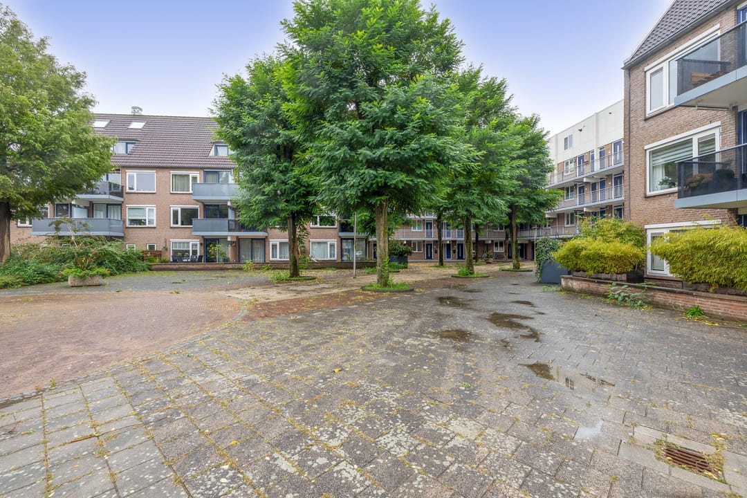 Photo 28 of Arthur van Schendelplein 6