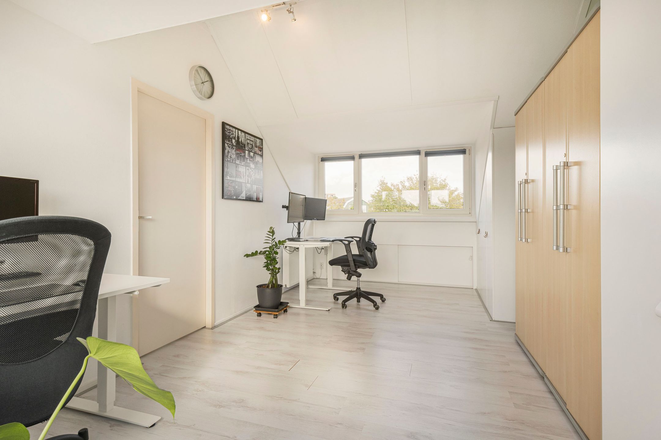 Foto 24 van Spoorlaan 6