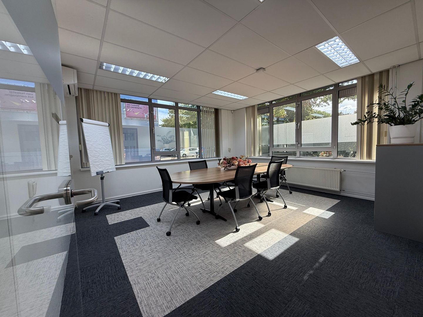 View photo 4 of Fokkerstraat 32