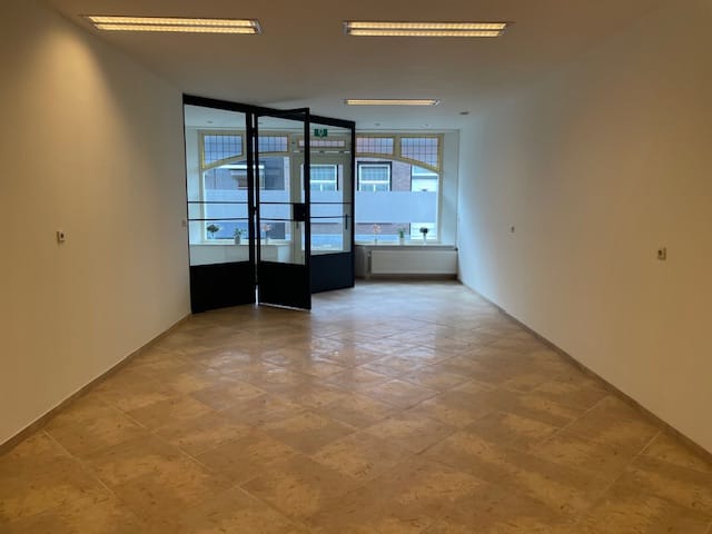 Bekijk foto 4 van Stationsstraat 18