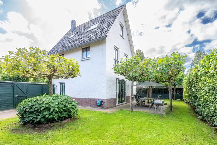 Photo 4 of Sneeuwwater 13