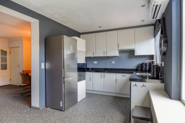 Photo 15 of Oranjetip 13