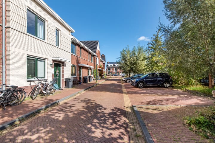 Foto 26 van Leylandstraat 1