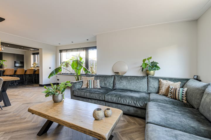 Photo 13 of Oranjestraat 4