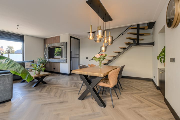 Photo 20 of Oranjestraat 4