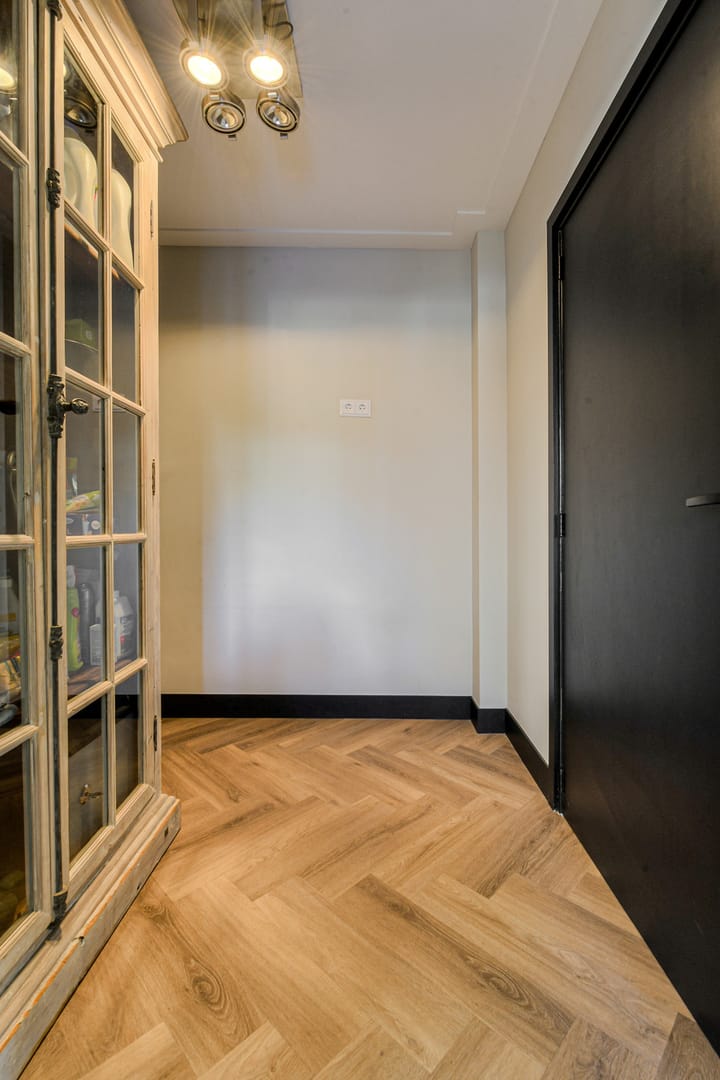 Photo 34 of Oranjestraat 4