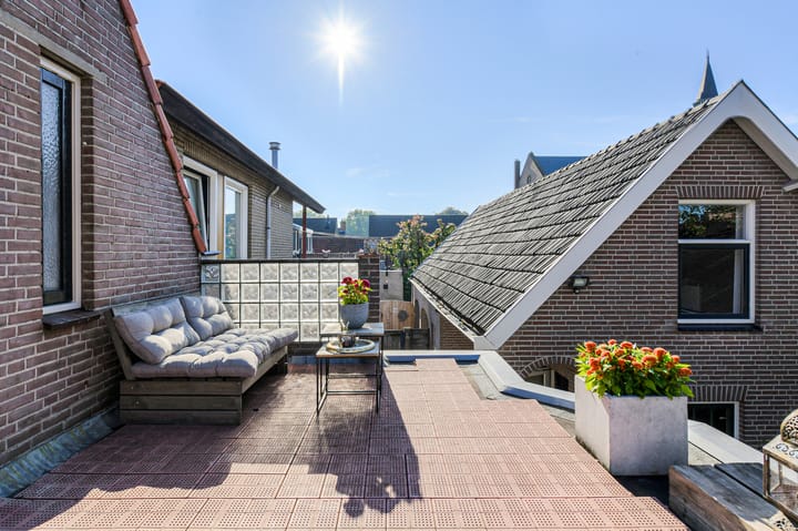 Photo 49 of Oranjestraat 4