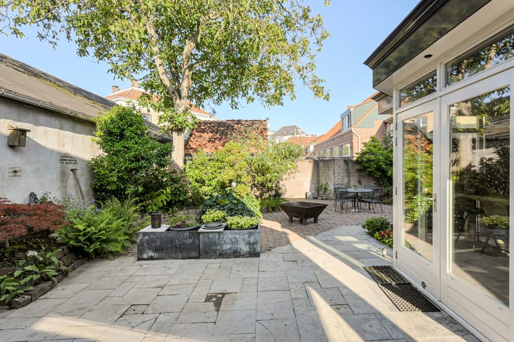 Photo 56 of Oranjestraat 4