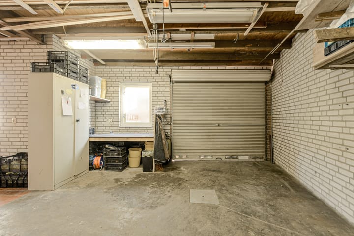 Photo 69 of Oranjestraat 4