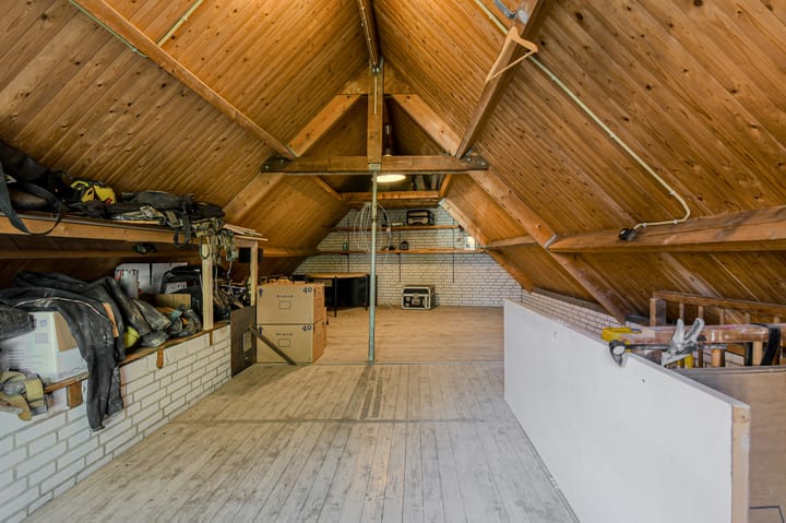 Photo 72 of Oranjestraat 4