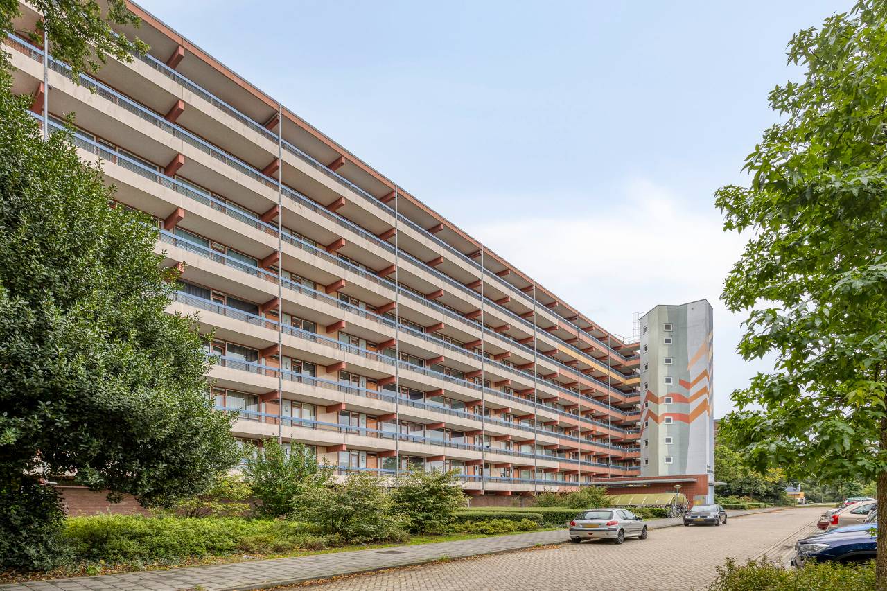 Photo 9 of Van der Hagenstraat 347