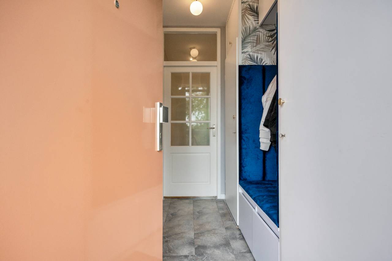 Photo 10 of Van der Hagenstraat 347