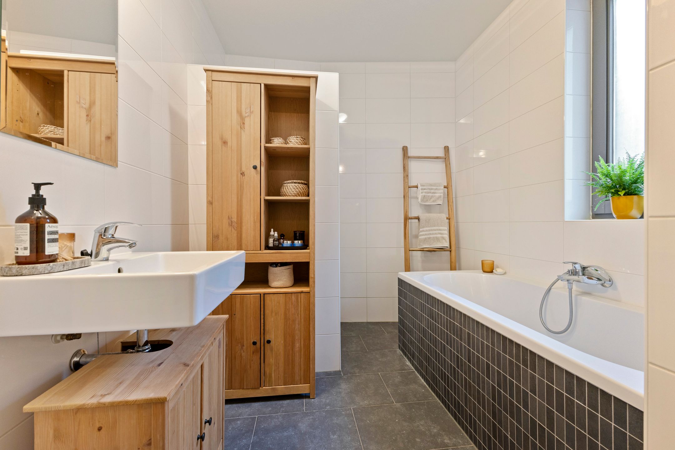 Foto 18 van Willem Hubertstraat 18