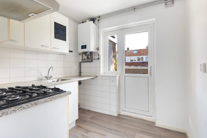 Photo 13 of Valeriusstraat 31