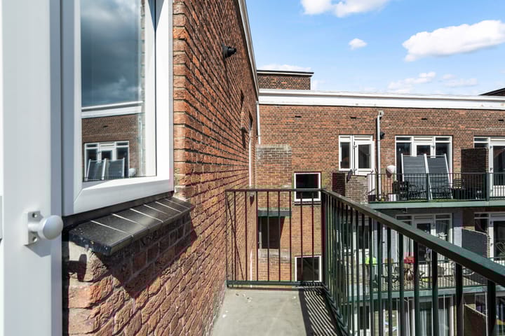 Foto 18 van Delftsevaart 32-D