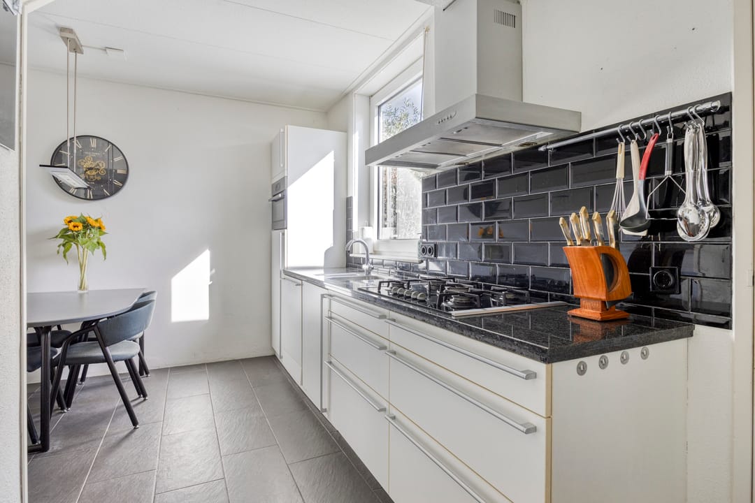 Photo 16 of Ringovenstraat 16