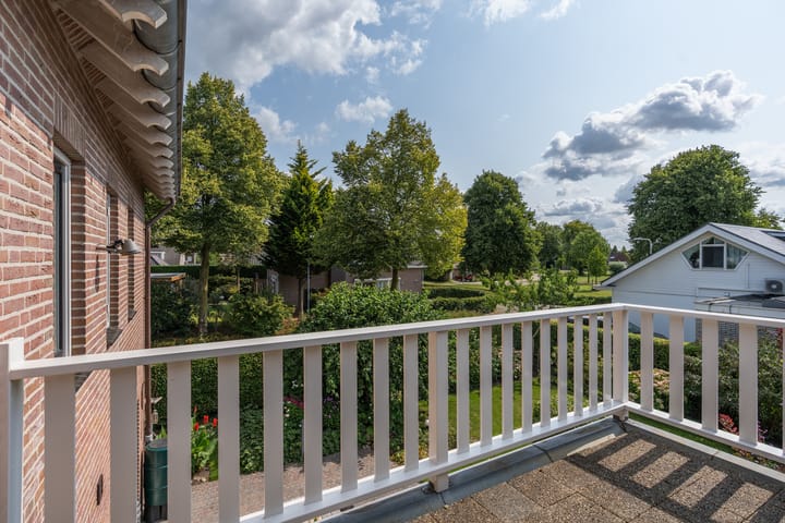 Foto 32 van Elzenstraat 1