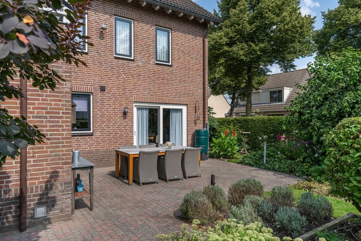 Foto 37 van Elzenstraat 1