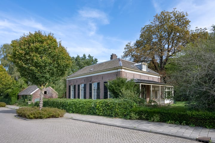 Photo 2 of Spoorstraat 20