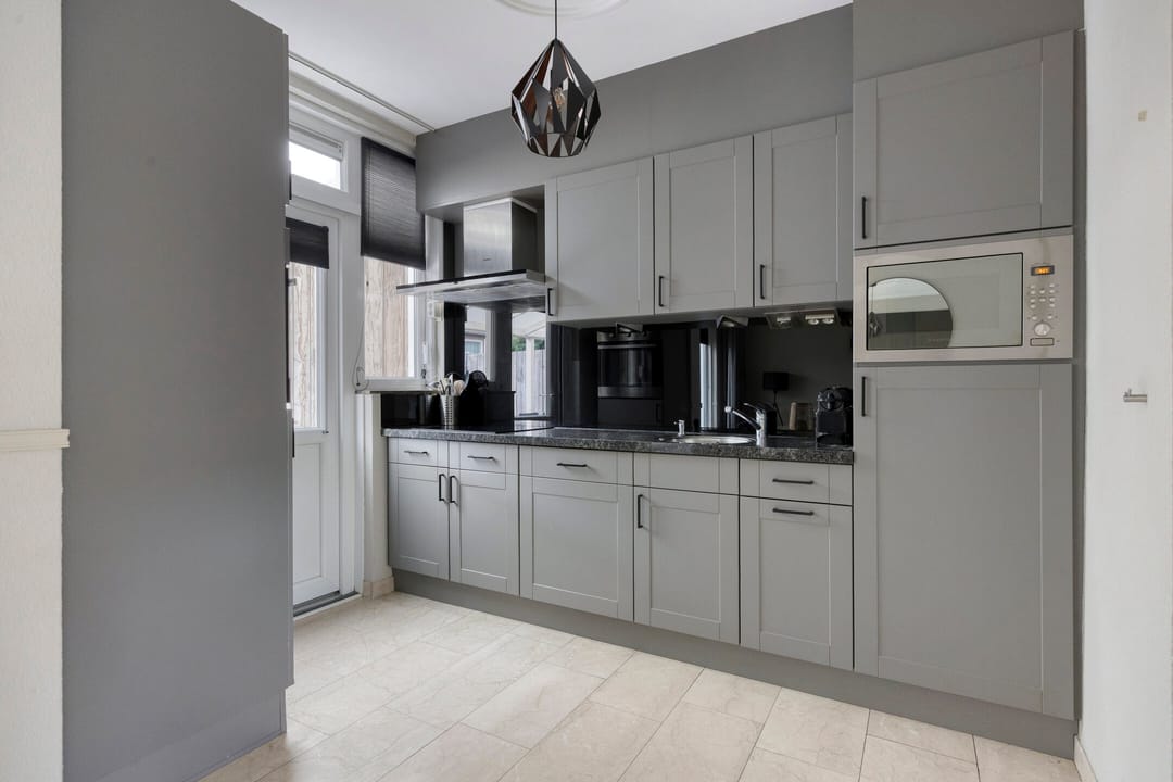 Photo 17 of Harmoniestraat 9