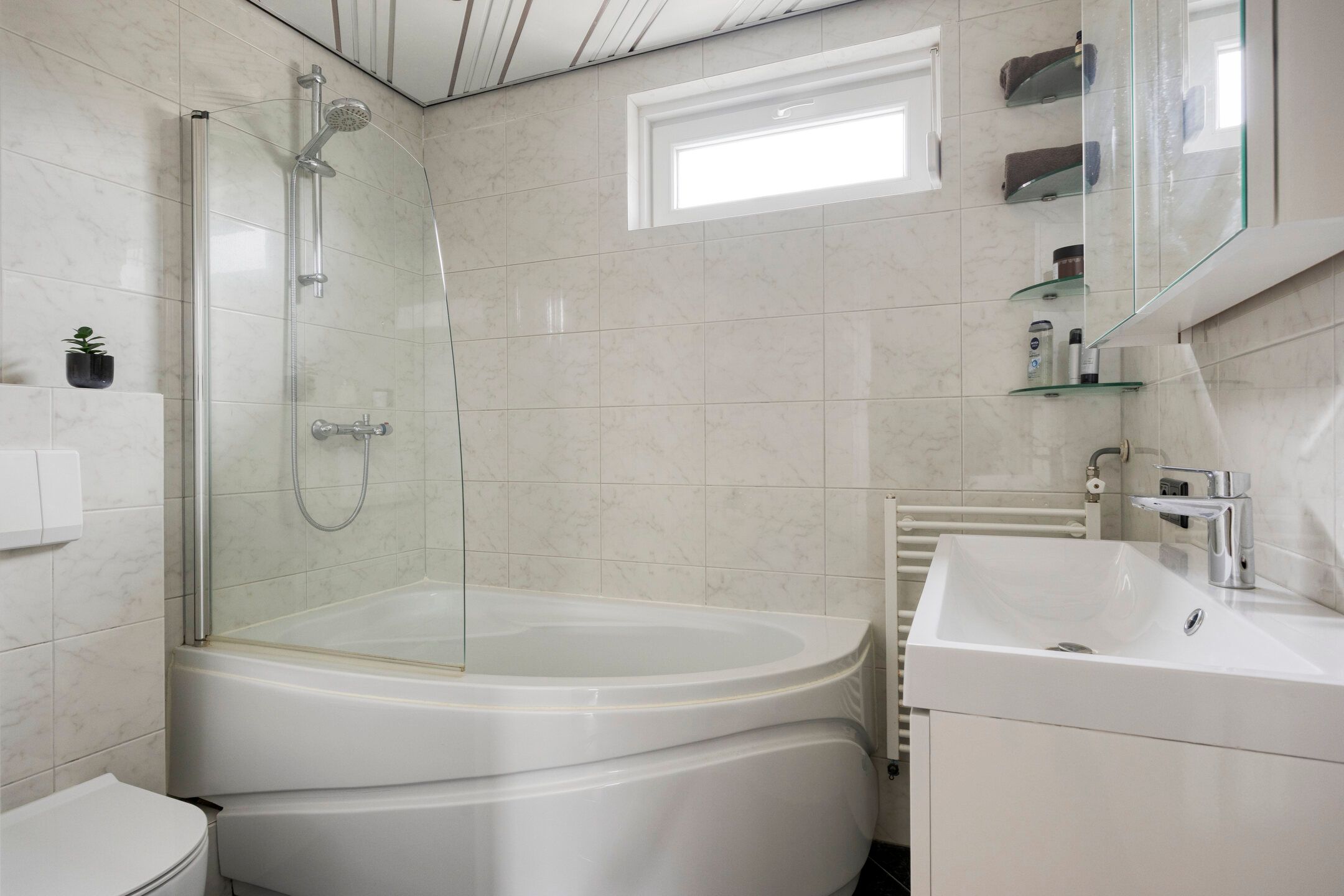 Photo 27 of Harmoniestraat 9