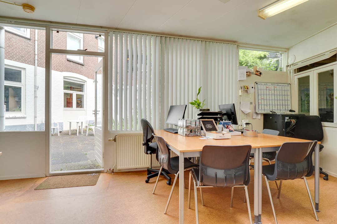 Foto 31 van Adriaen van Ostadelaan 46