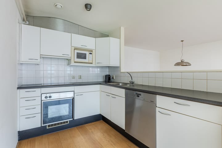 Foto 11 van Valkenburgerstraat 53