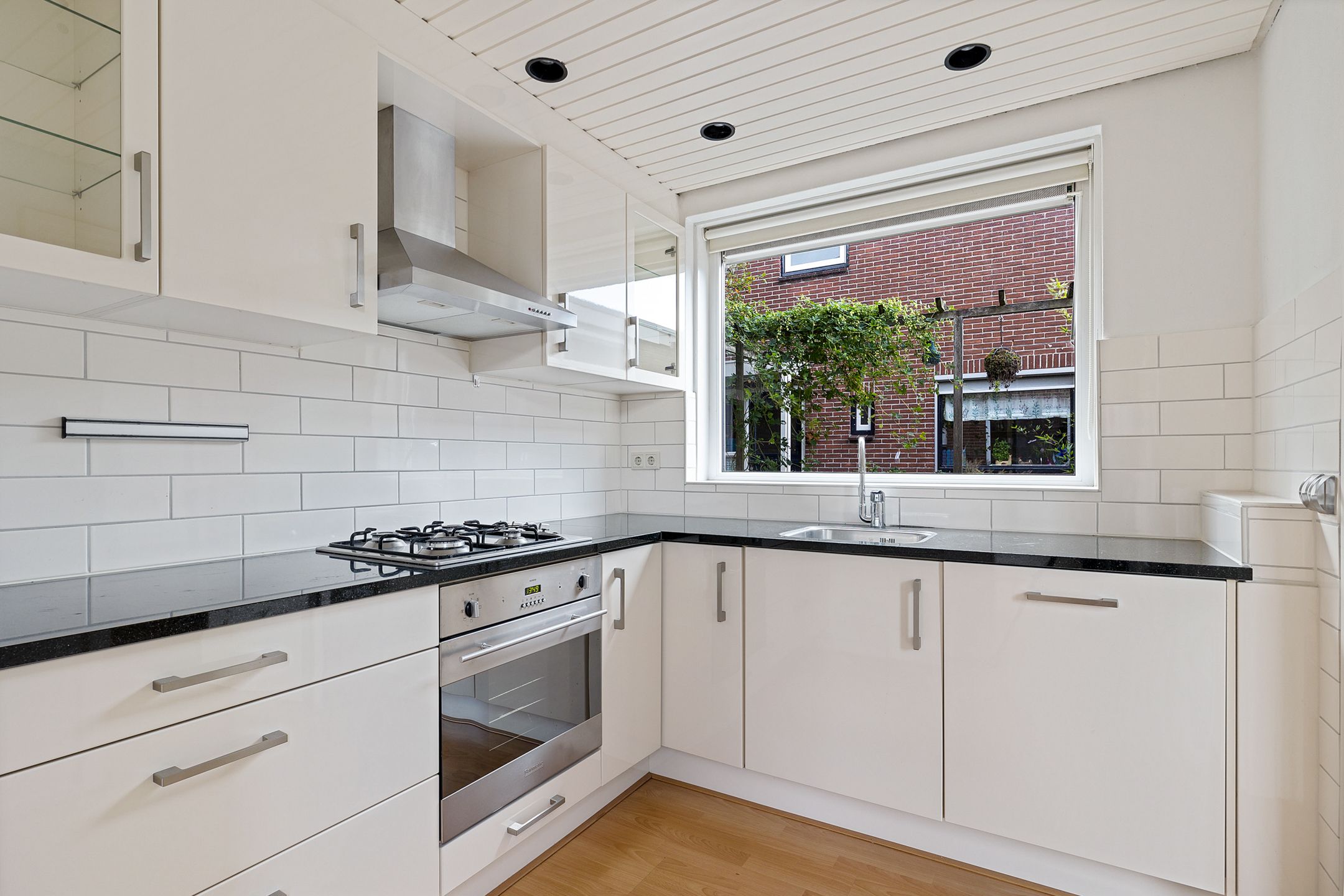 Photo 6 of Noordeind 43