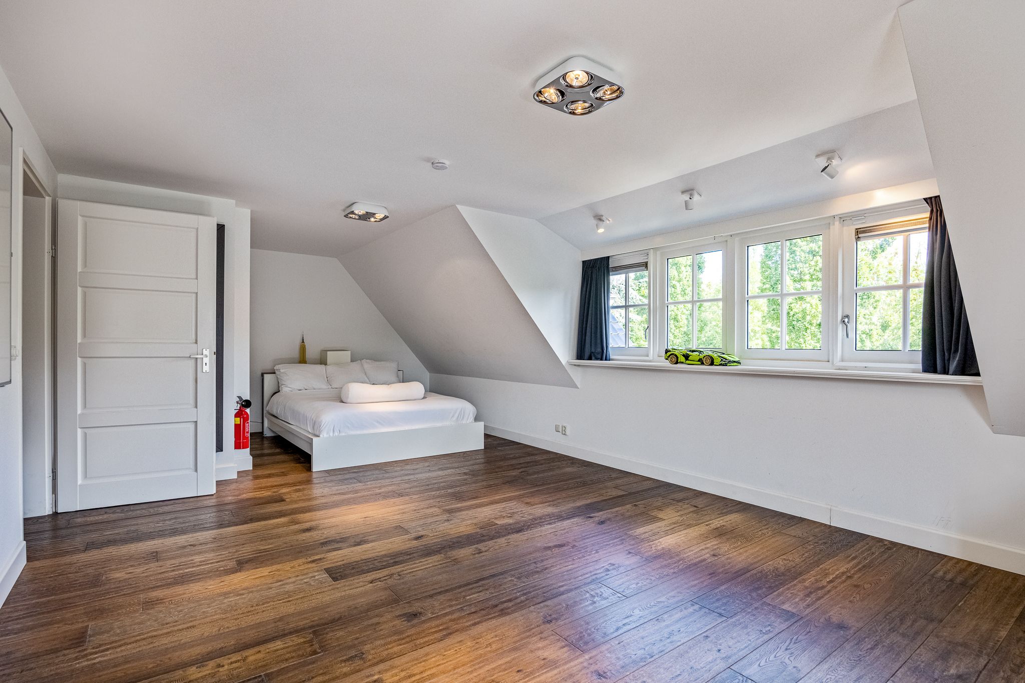 Foto 42 van Vergulde Draakstraat 33