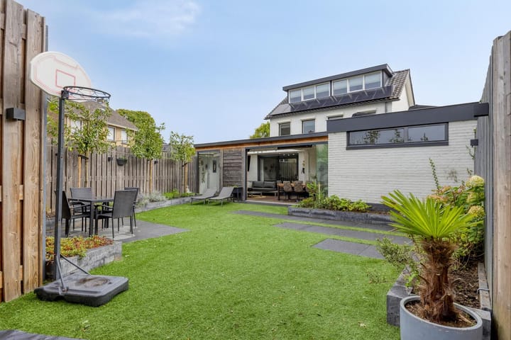 Foto 31 van Zwaluwstraat 2