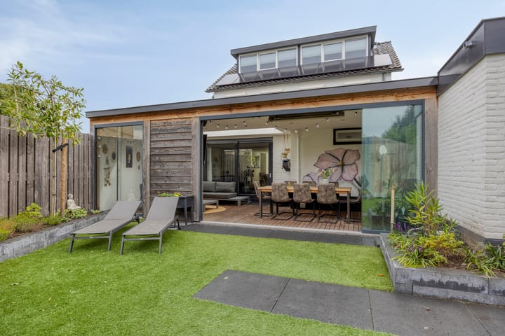 Foto 33 van Zwaluwstraat 2