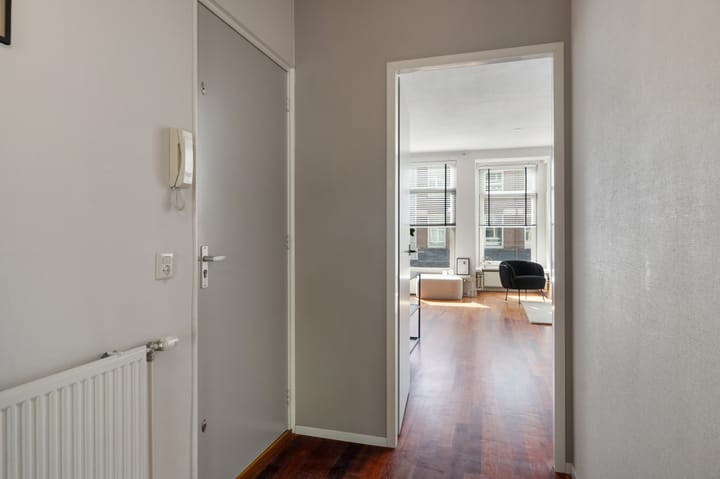 Foto 4 van Middenweg 17-1