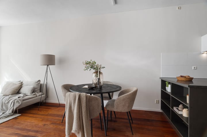 Foto 16 van Middenweg 17-1