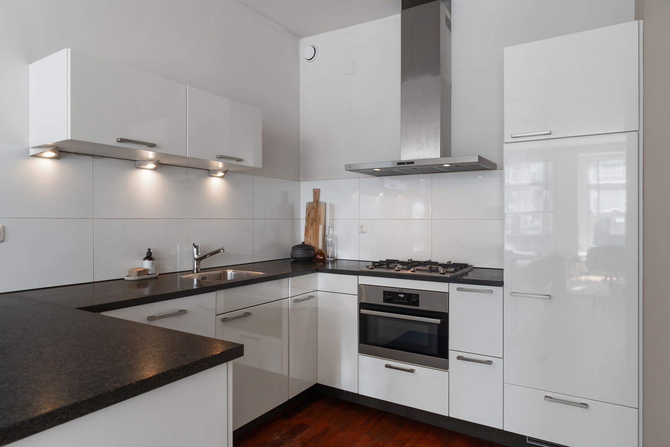 Foto 18 van Middenweg 17-1