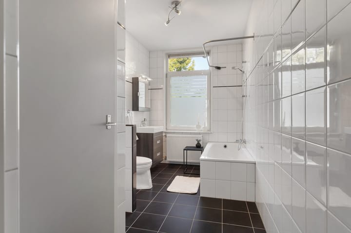 Foto 29 van Middenweg 17-1