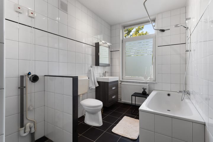 Foto 30 van Middenweg 17-1