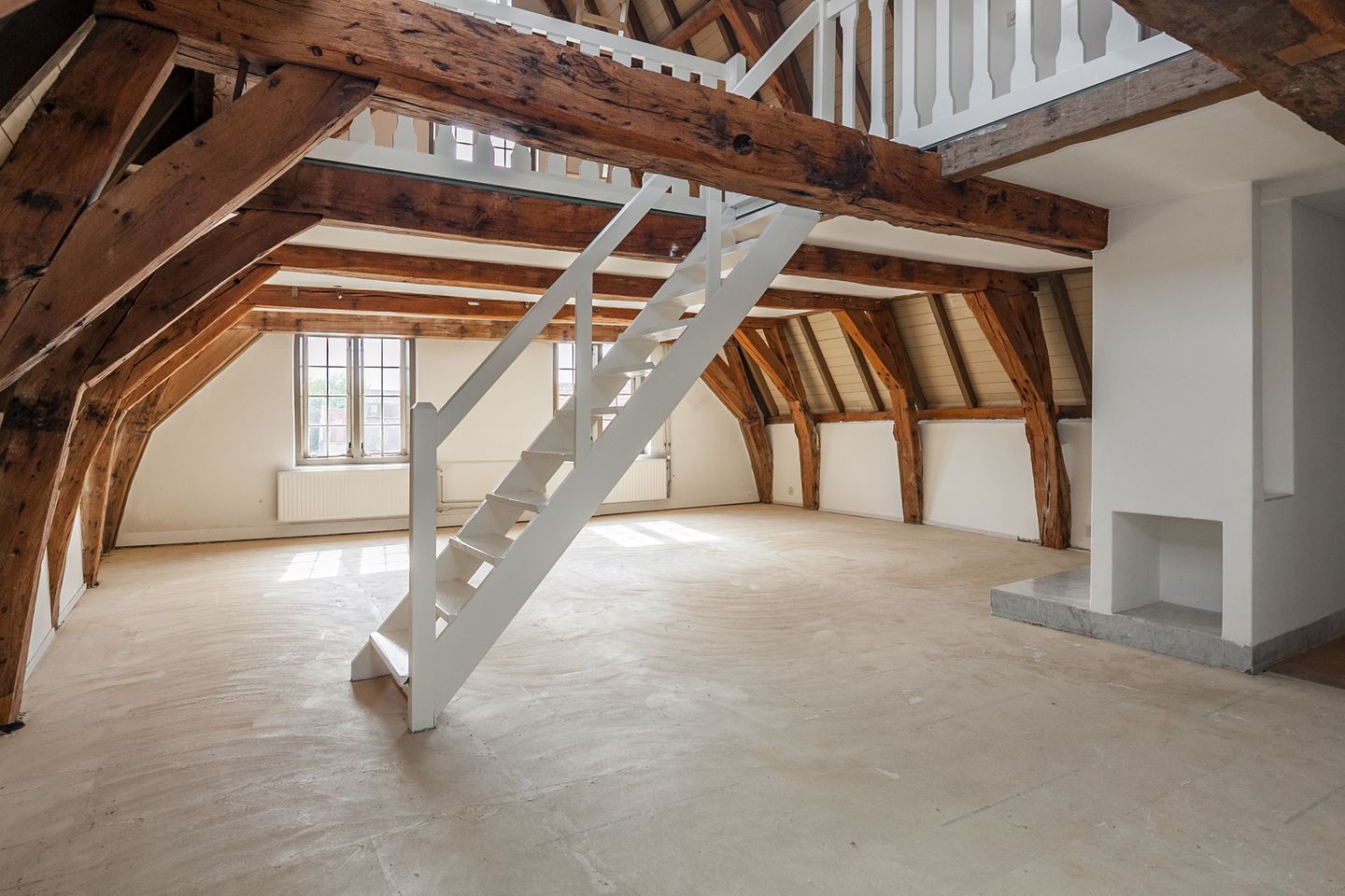 Foto 5 van Korenmarkt 8-B