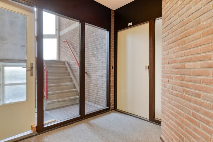 Photo 35 of Logger 284