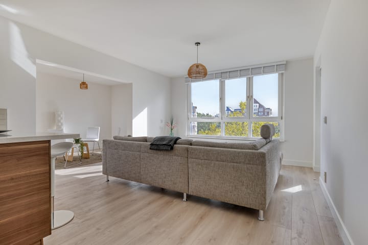 Photo 33 of Logger 284