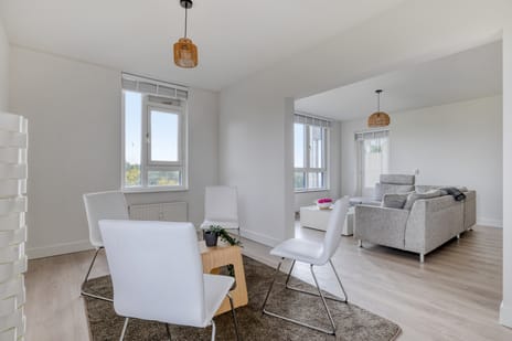 Logger 284 tertiary image