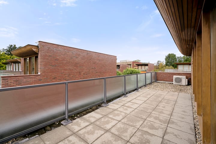 Foto 64 van Lucebertlaan 4