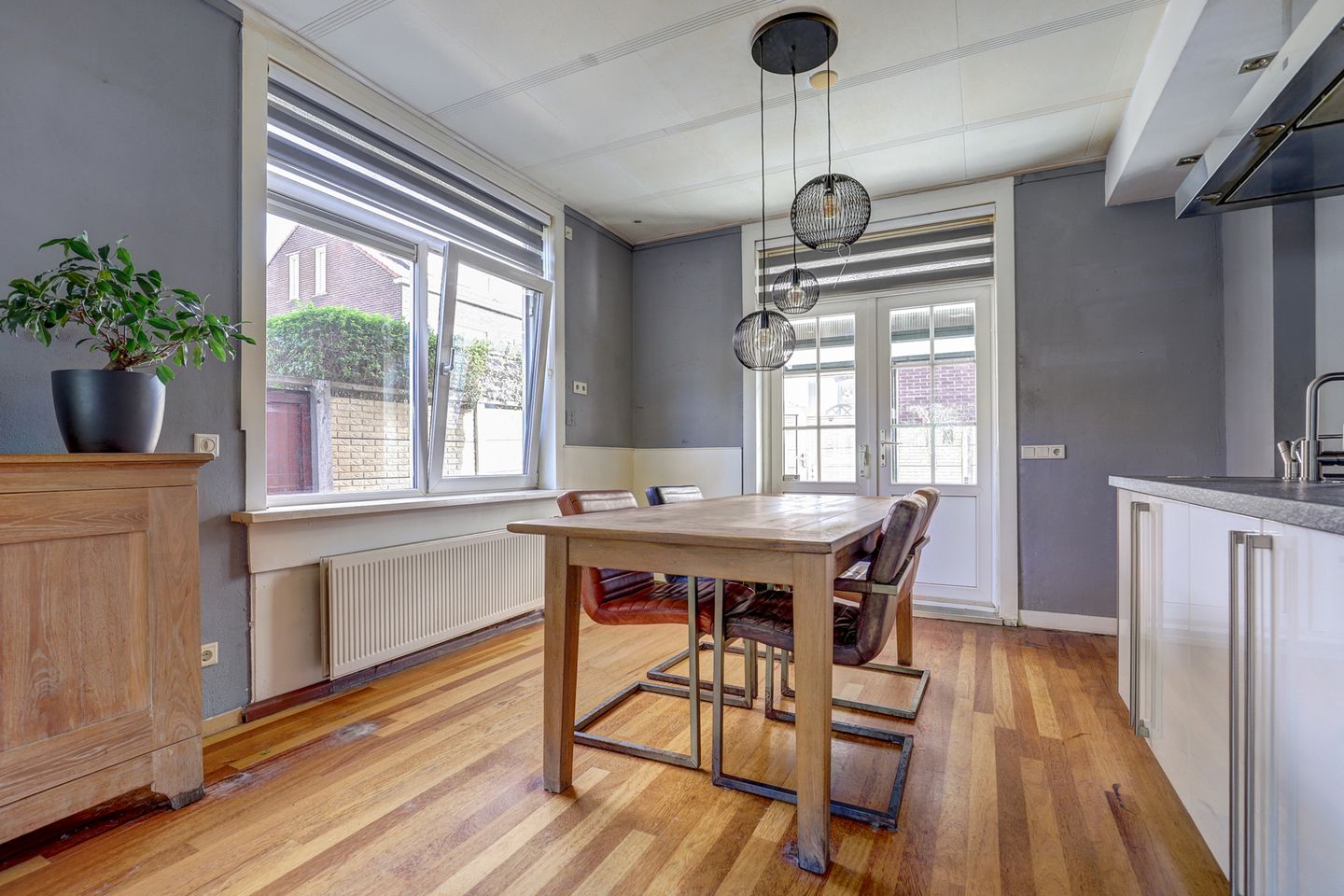 Photo 4 of Diepenbrockweg 118